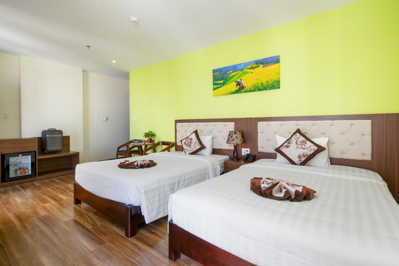 Tay Bac Hotel Da Nang Exterior foto